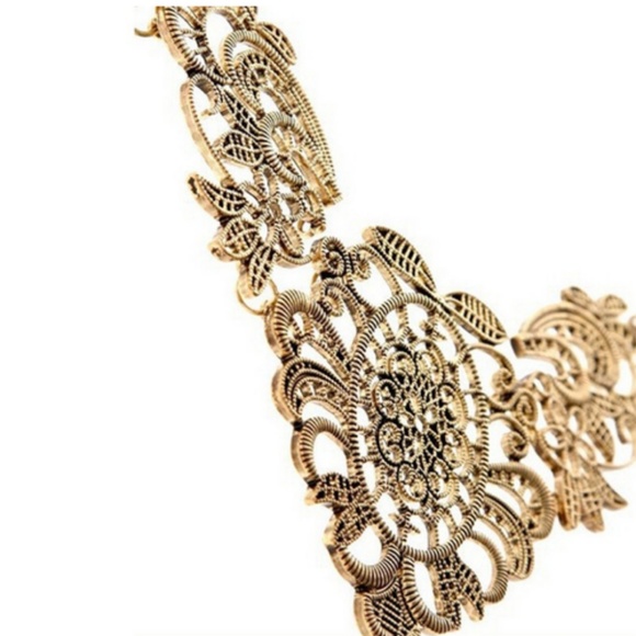 Vintage Collar Choker Necklace Bronze Tone Lace Carved Flower New - Picture 5 of 5